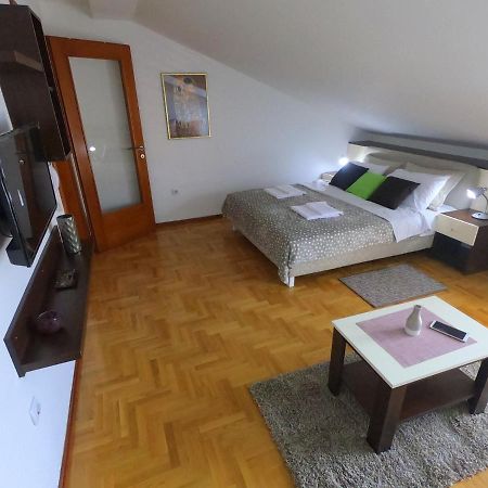 Apartman Zenit Vrnjačka Banja Exterior foto