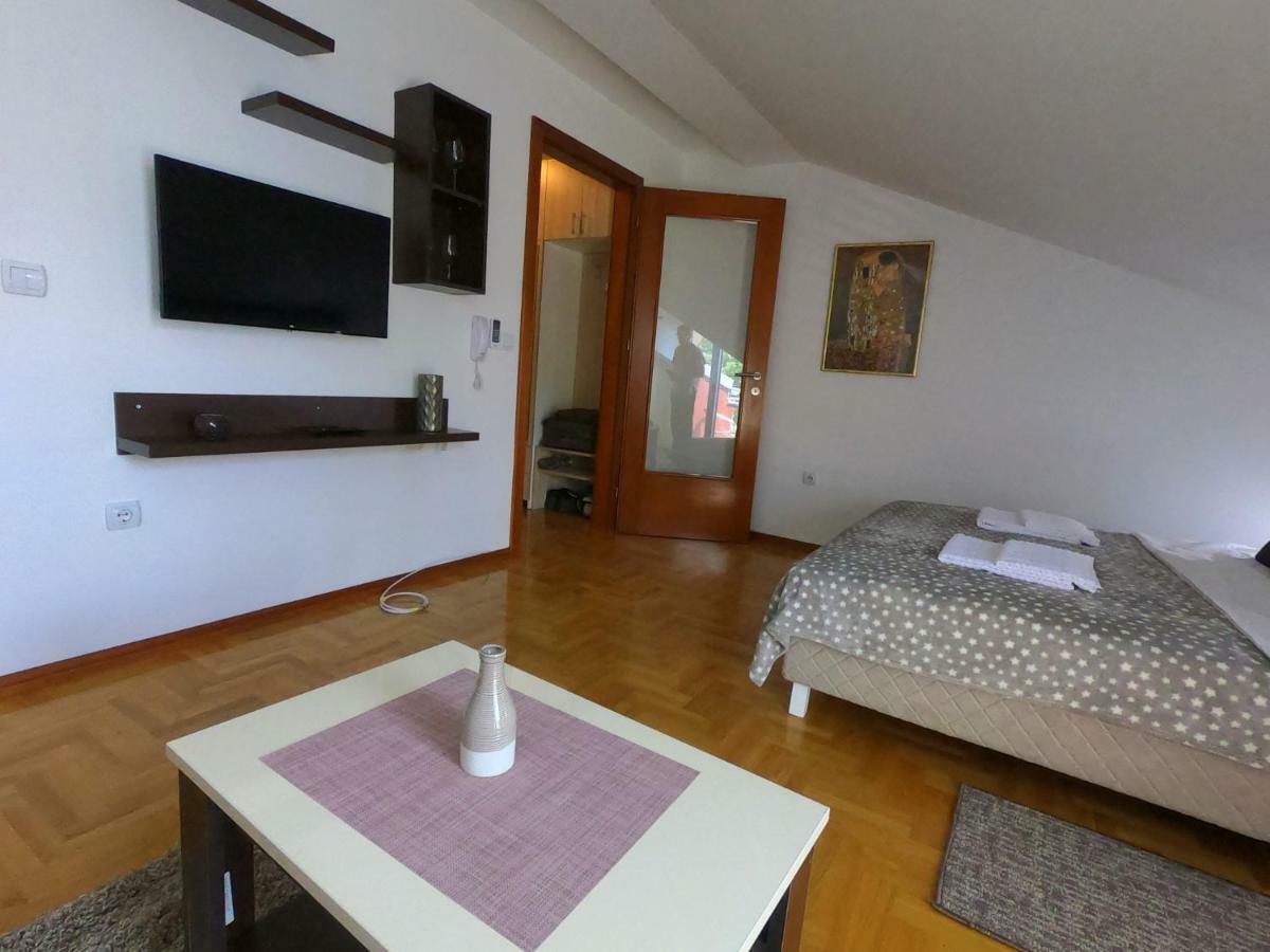 Apartman Zenit Vrnjačka Banja Exterior foto